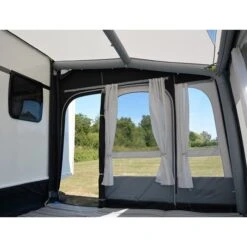 Dometic Club AIR Pro 390 M 9120001118 2023 9 Dometic Club AIR Pro 390 M 9120001118 2023 -CampGear Universe kampaclub390aw1003insidepanel compressor 3 1