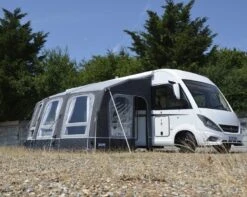 Kampa Dometic Ace AIR ALL-SEASON 400 XXL MH1009 9120000087 2020 -CampGear Universe kampamotoraceairall season400rightside compressor 2