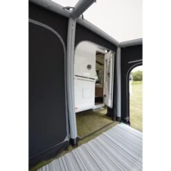 Dometic Rally AIR Pro 330 D/A Driveaway 9120001138 (OD) 15 Dometic Rally AIR Pro 330 D/A Driveaway 9120001138 (OD) -CampGear Universe kampamotorrallyairpro330driveaway2018 compressor 1 1