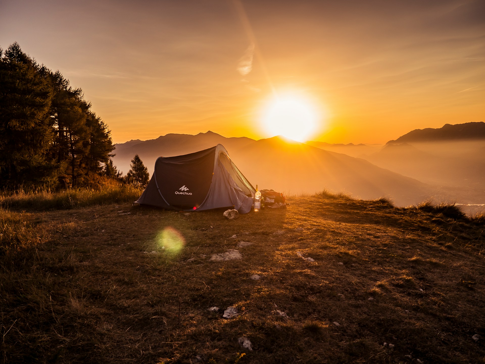 CampGear Universe -CampGear Universe kevin ianeselli ebnlHkqfUHY unsplash